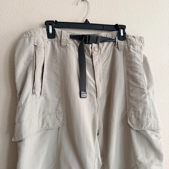 The North Face Nylon Convertible Hiking Pants - Picture 2 of 10